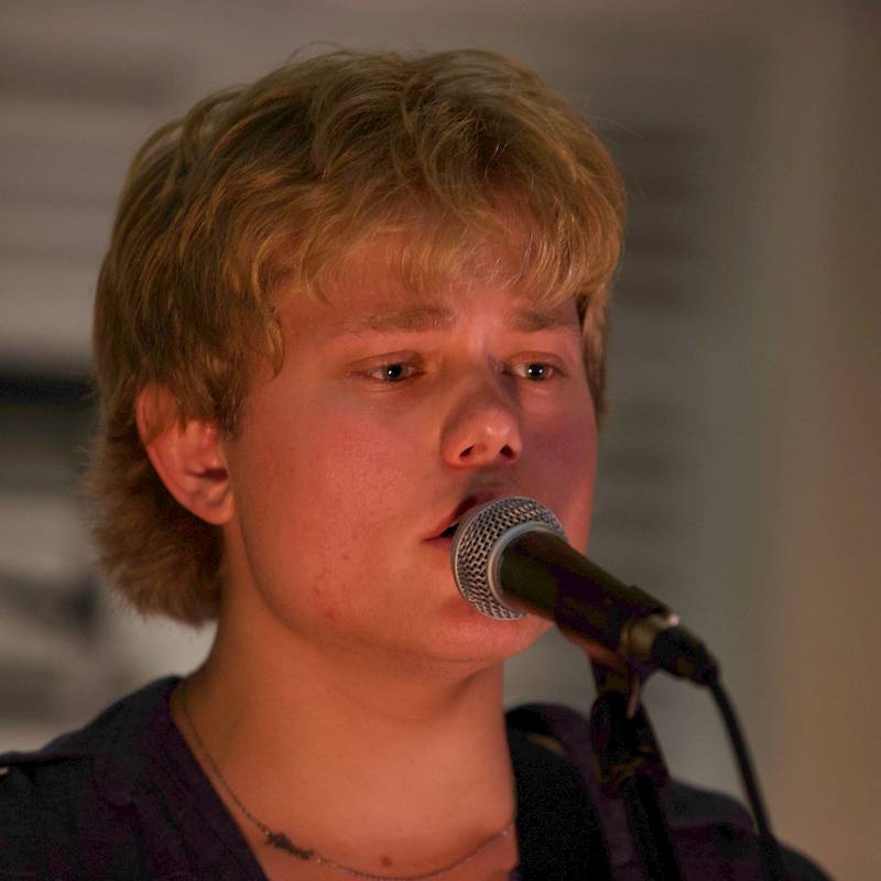 PSR show photo